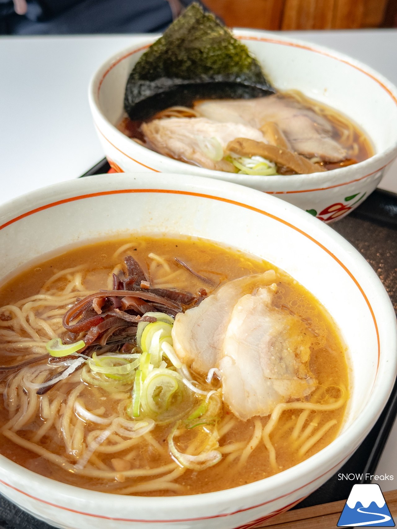 富良野スキー場｜いよいよインターナショナルなイベントに？！春シーズン恒例『第13回 Pond Skimming 池渡り』開催～♪